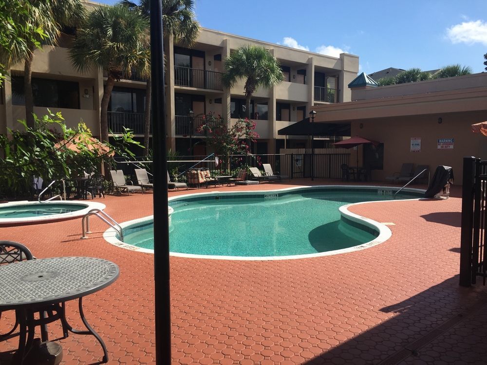 Days Inn & Suites By Wyndham Orlando Airport Exterior foto